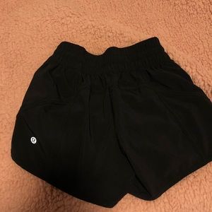 Lululemon tracker shorts